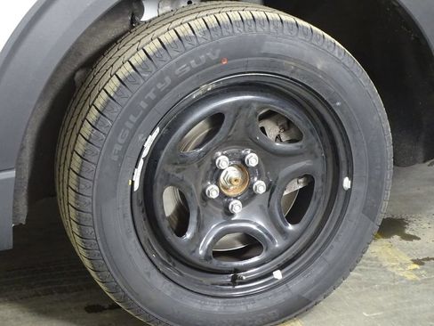 Used 2023 Ford Explorer 4WD Police Interceptor w/ Ultimate Wiring Package image 34