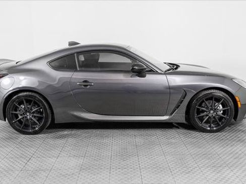 Used 2023 Toyota GR86 Premium RWD image 9