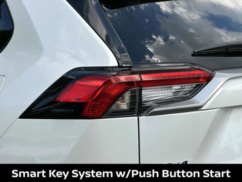 Used 2022 Toyota RAV4 XSE image 14