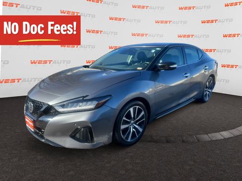 Used 2022 Nissan Maxima SV w/ Floor Mat Group FWD image 1