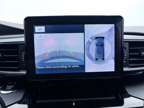 Used 2023 Ford Explorer ST-Line w/ Class IV Trailer Tow Package image 9