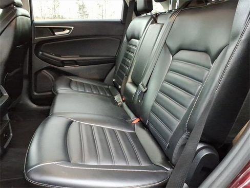 Used 2024 Ford Edge SEL image 11