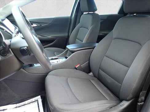 Used 2022 Chevrolet Malibu LT FWD image 10