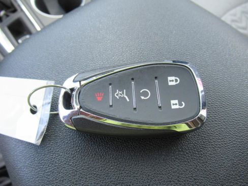 Used 2024 Chevrolet Equinox LT FWD image 28