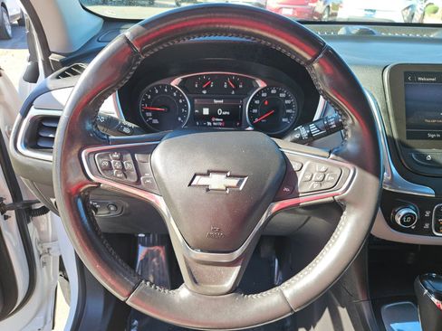 Used 2021 Chevrolet Equinox LT FWD image 14
