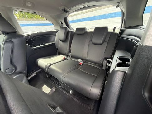 Certified 2024 Honda Odyssey Touring image 21