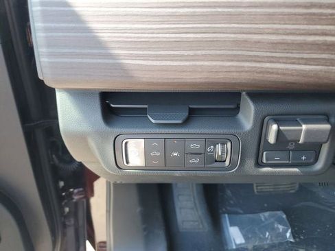 New 2025 GMC Sierra EV Denali AWD/4WD image 30