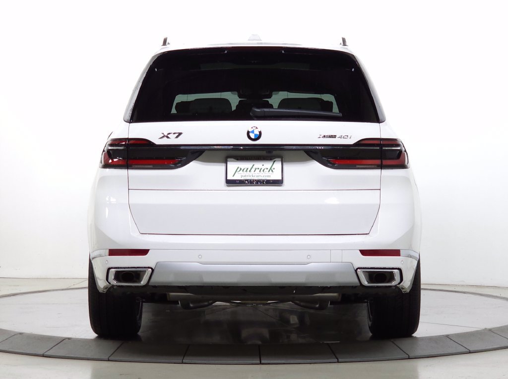 Used 2026 BMW X7 xDrive40i w/ Premium Package AWD/4WD image 6