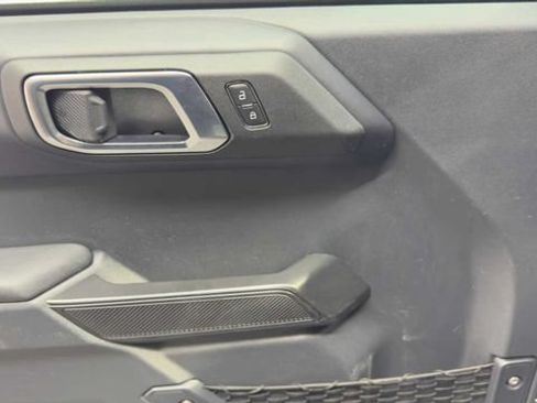 Used 2025 Ford Bronco Outer Banks AWD/4WD image 23