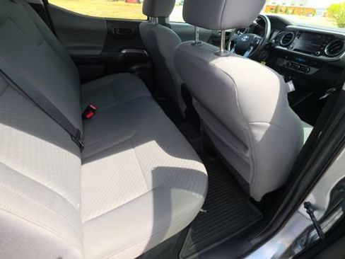 Used 2022 Toyota Tacoma SR5 image 27