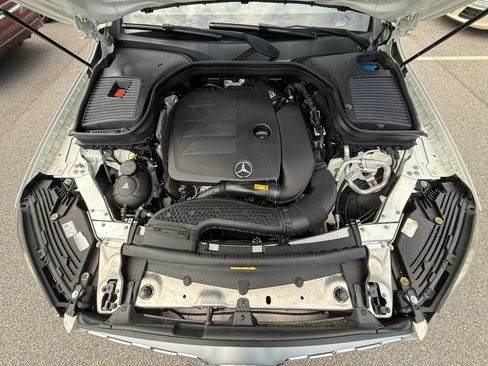 Used 2021 Mercedes-Benz GLC 300 4MATIC image 33