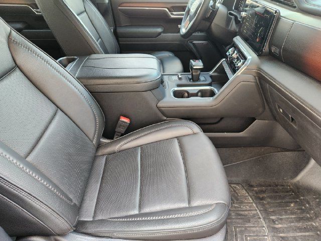 Used 2025 GMC Sierra 1500 Denali AWD/4WD image 13