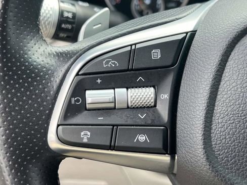 Used 2024 Genesis G70 2.5T RWD image 20