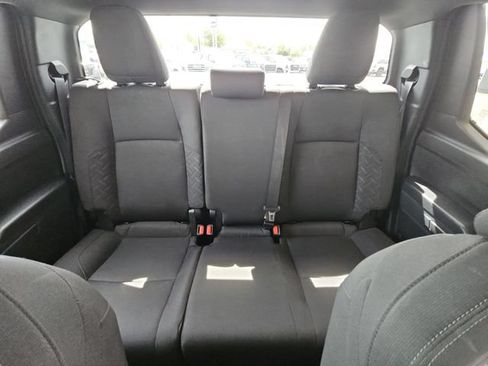 Used 2024 Toyota Tacoma SR5 AWD/4WD image 25