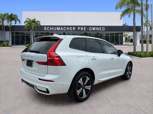 Used 2024 Volvo XC60 T8 Plus AWD/4WD image 7