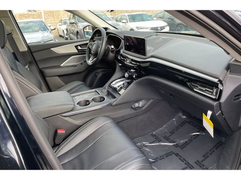 Certified 2025 Acura MDX w/Technology Package image 19