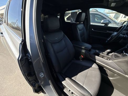 Used 2025 Cadillac XT5 Premium Luxury image 27