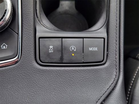 Certified 2024 Cadillac XT4 Premium Luxury w/ Cold Weather Package image 23