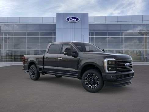 New 2025 Ford F350 Platinum w/ FX4 Off-Road Package AWD/4WD image 7