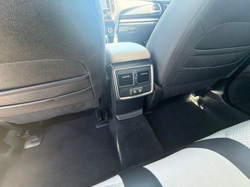Certified 2023 Subaru Forester Premium AWD/4WD image 38