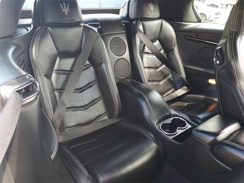 Used 2016 Maserati GranTurismo Sport image 10