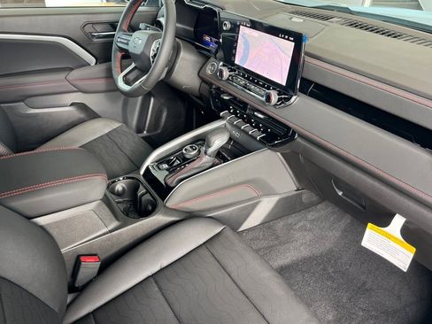 New 2026 Chevrolet Colorado Z71 w/ Technology Package image 12