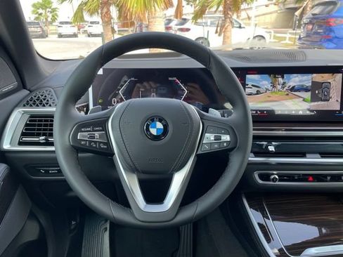 New 2026 BMW X5 xDrive40i w/ Premium Package AWD/4WD image 7