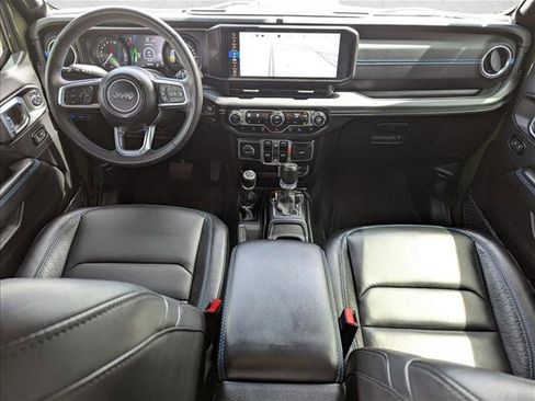 Used 2024 Jeep Wrangler High Altitude image 18