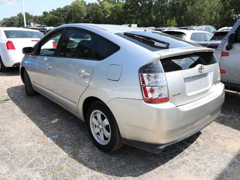 Used 2005 Toyota Prius FWD image 8