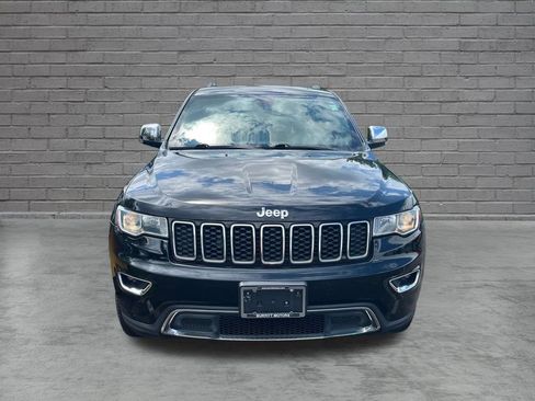 Used 2018 Jeep Grand Cherokee Limited AWD/4WD image 10