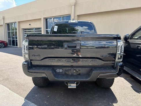 Used 2020 Toyota Tacoma TRD Pro AWD/4WD image 8