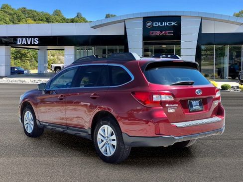 Used 2017 Subaru Outback 2.5i Premium AWD/4WD image 4