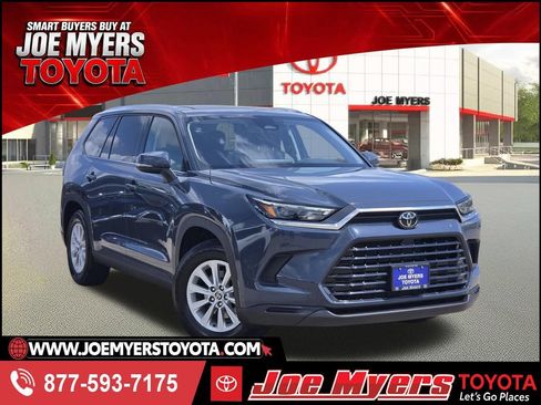 Used 2025 Toyota Grand Highlander FWD image 1
