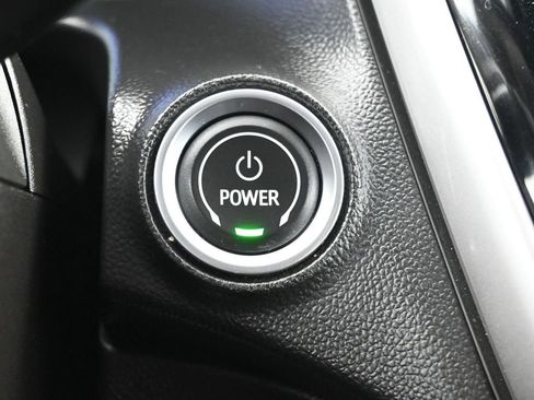 Used 2022 Chevrolet Bolt EUV LT image 23