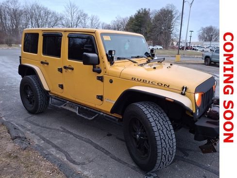 Used 2015 Jeep Wrangler Unlimited Rubicon image 3