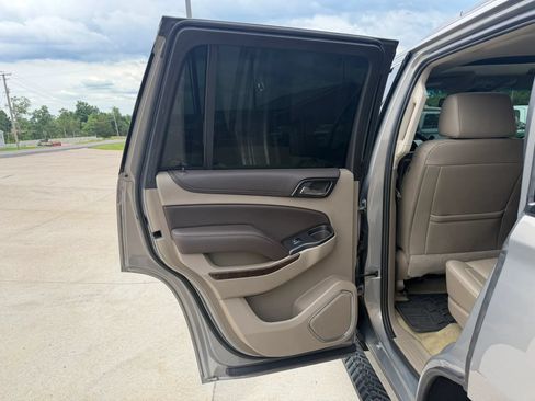 Used 2018 Chevrolet Tahoe LT AWD/4WD image 36