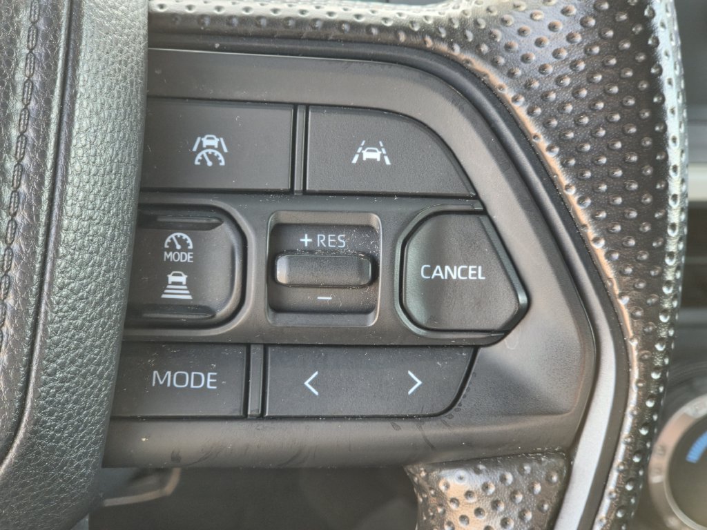 Used 2025 Toyota Tacoma SR5 AWD/4WD image 22