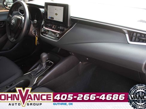 Used 2026 Toyota Corolla LE image 15