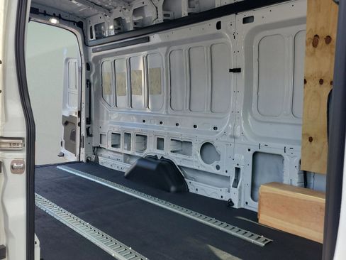 Used 2025 Ford Transit 250 Base image 11