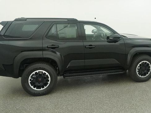 New 2026 Toyota 4Runner TRD Off-Road Premium AWD/4WD image 13