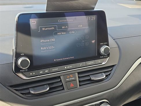 Certified 2022 Nissan Altima 2.5 SV w/ SV Premium Package image 18