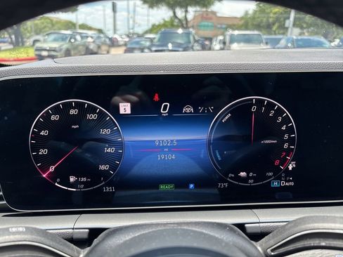 Used 2025 Mercedes-Benz GLE 450e 4MATIC image 15