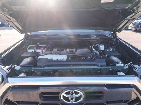 Used 2023 Toyota Tundra Limited w/ TRD Off-Road Package AWD/4WD image 24
