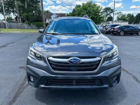 Used 2020 Subaru Outback Premium AWD/4WD image 2
