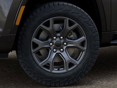 New 2026 Jeep Grand Wagoneer 4WD image 8