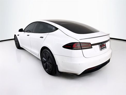 Used 2022 Tesla Model S AWD image 5