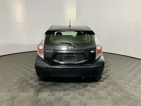 Used 2014 Toyota Prius C Two image 10