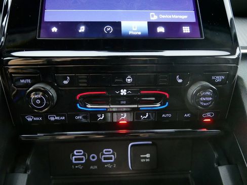 Used 2024 Jeep Grand Cherokee Laredo w/ Luxury Tech Group I image 47