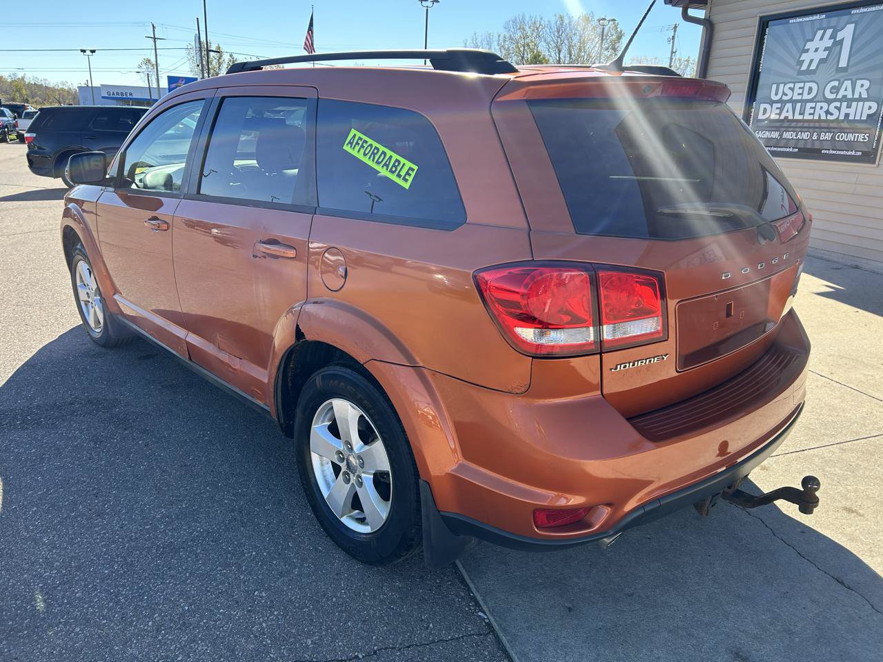 Used 2011 Dodge Journey SXT w/ Convenience Group I FWD image 7