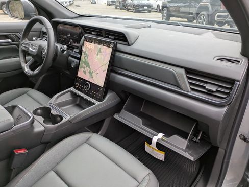 New 2026 GMC Terrain AT4 image 28